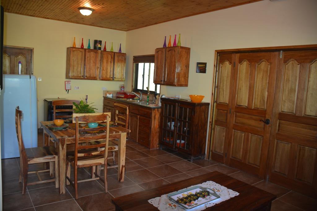 O'Soleil Chalets Self Catering La Digue Ruang foto